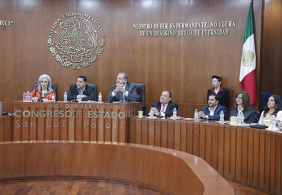 CONGRESO DEL ESTADO REALIZA EL FORO SOBRE LA POLÍTICA ECONÓMICA DE FORTALECIMIENTO DEL CONSUMO LOCAL, DENOMINADO “LO HECHO EN MÉXICO ESTÁ MEJOR HECHO Y MÁS LO HECHO EN SAN LUIS POTOSÍ”.