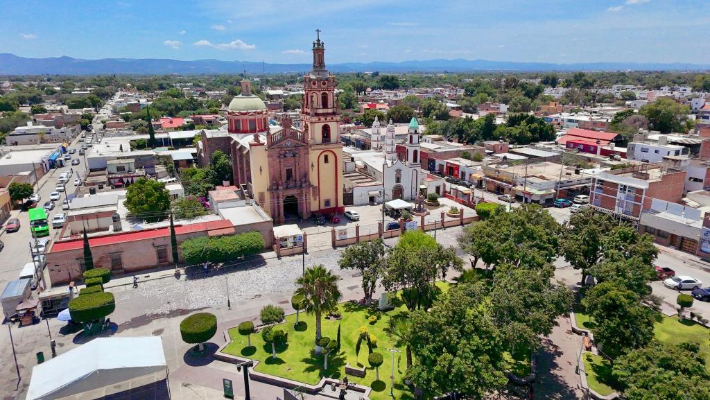 ACTIVIDADES MUNDIALISTAS EN LA PLAZA DE SOLEDAD IMPULSAN VENTAS Y FORTALECEN LA ECONOMÍA&nbsp;LOCAL
