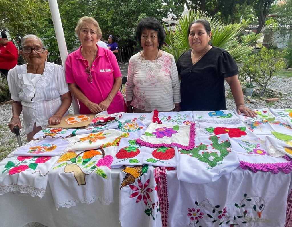 FAMILIAS SOLEDENSES ADQUIEREN NUEVOS CONOCIMIENTOS Y HABILIDADES EN TALLERES DE CENTROS&nbsp;COMUNITARIOS