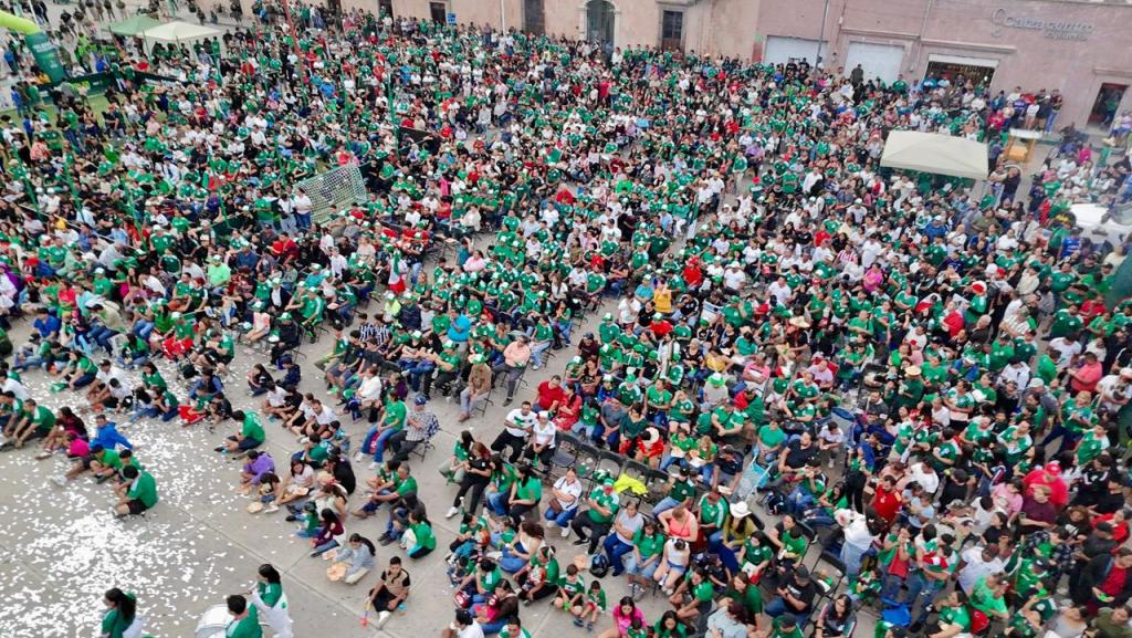 CON GRAN PASIÓN, SOLEDAD DIO TOTAL APOYO A MÉXICO: FIESTA FUTBOLERA CONTINÚA HASTA EL 19 DE JULIO