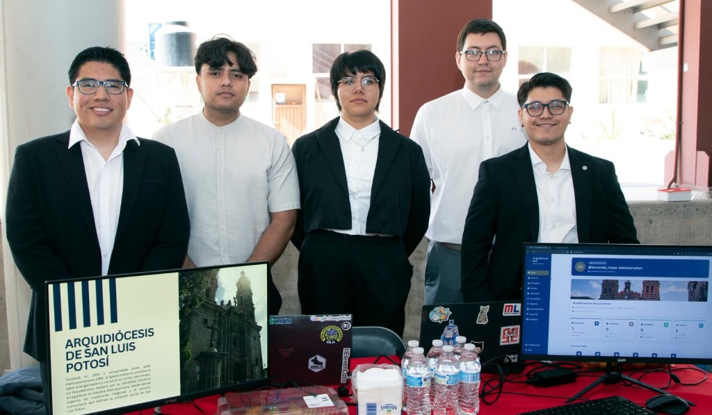 Innovación con impacto social: estudiantes de la UASLP crean plataforma para digitalizar servicios