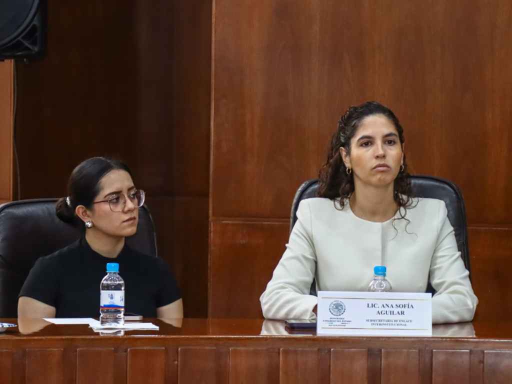 SECRETARÍA GENERAL DE GOBIERNO MANTIENE DIÁLOGO CON PERIODISTAS Y DEFENSORES