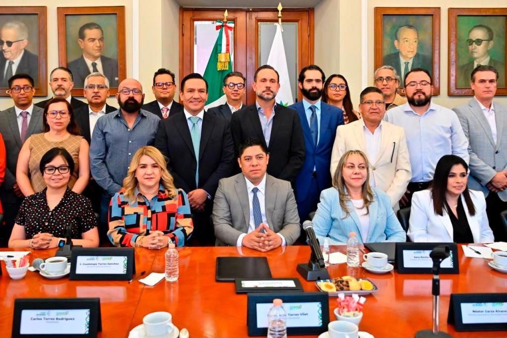 EL GOBERNADOR RICARDO GALLARDO ABRE DIÁLOGO PLURAL SOBRE INTELIGENCIA ARTIFICIAL