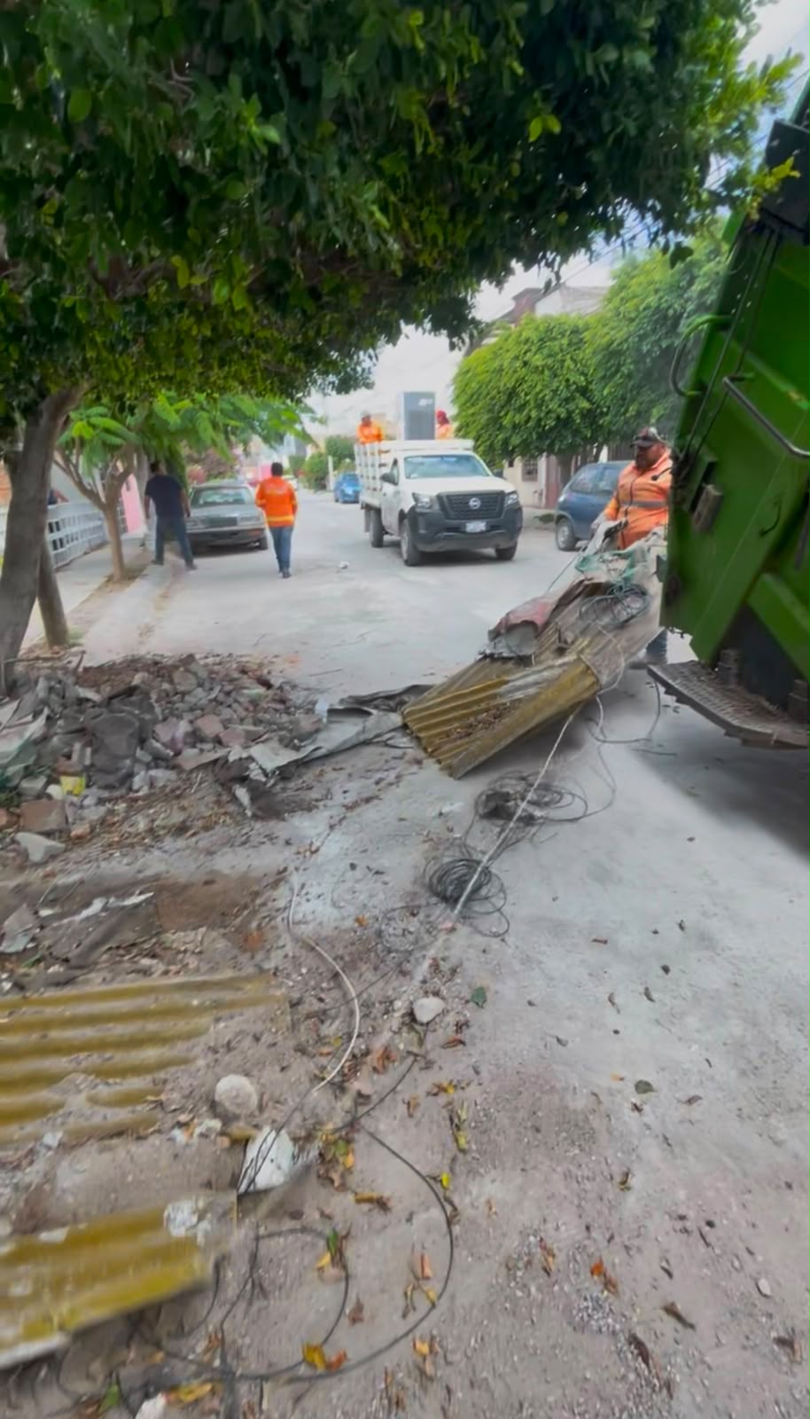 Con operación descacharrización, ayuntamiento de SLP mejora el entorno de El Rosedal
