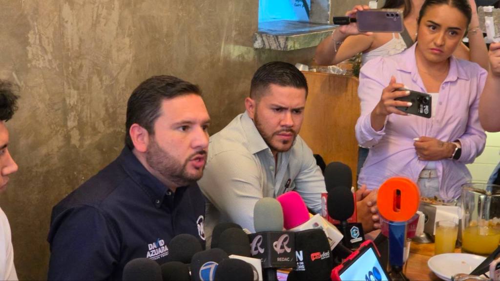 *TRAS RECORRER 100 COLONIAS, DAVID AZUARA ABRE UNA NUEVA ETAPA DE TRABAJO PARA SLP*