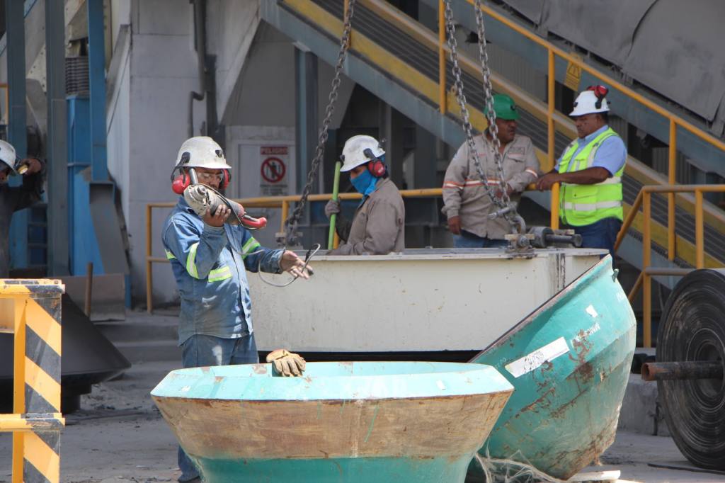SAN LUIS POTOSÍ LIDERA PRODUCCIÓN NACIONAL DE FLUORITA