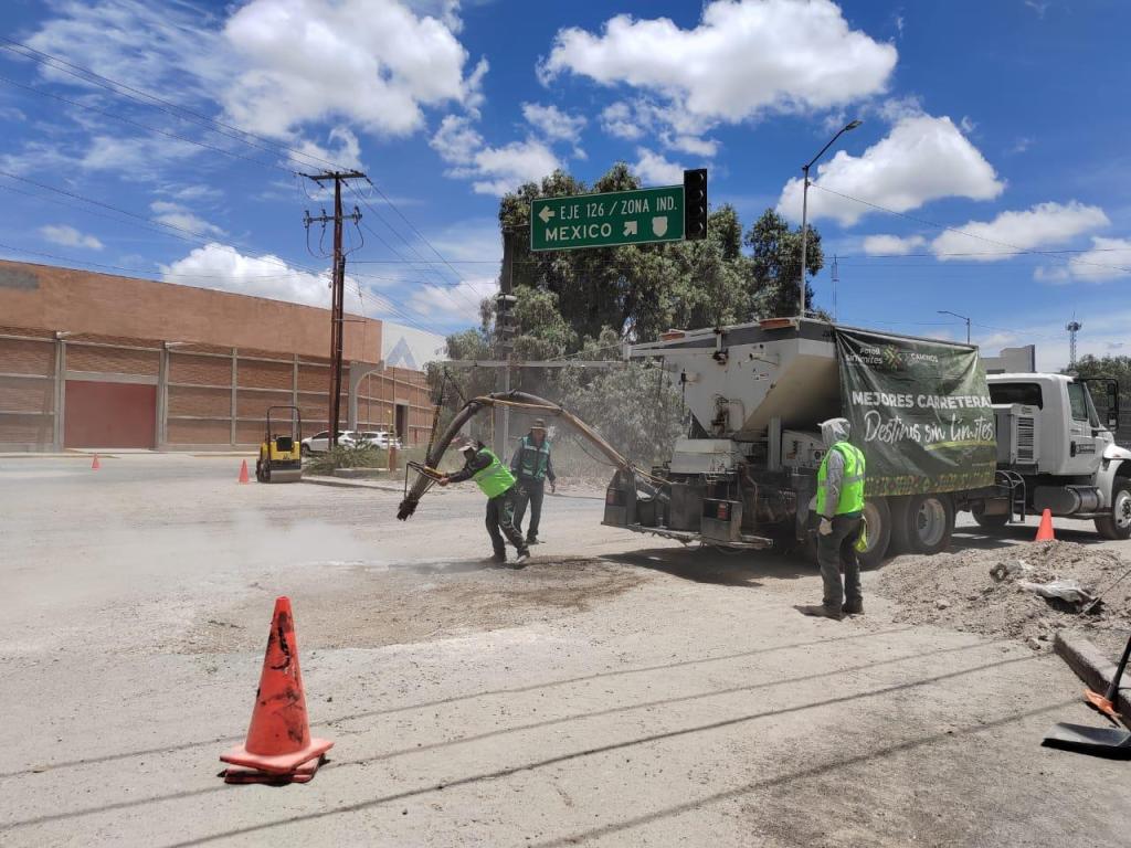 GOBIERNO ESTATAL REHABILITA EJES DE LA ZONA INDUSTRIAL