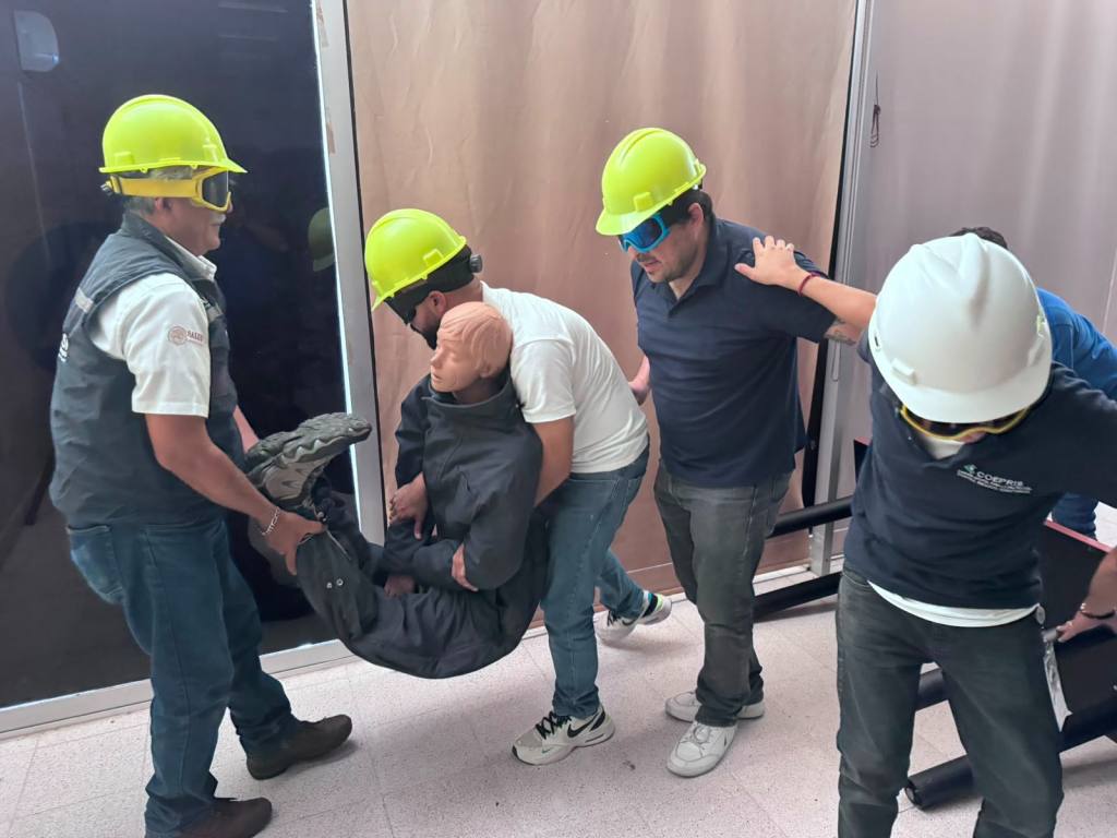 PROTECCIÓN CIVIL ESTATAL CAPACITA A COEPRIS EN BÚSQUEDA Y RESCATE