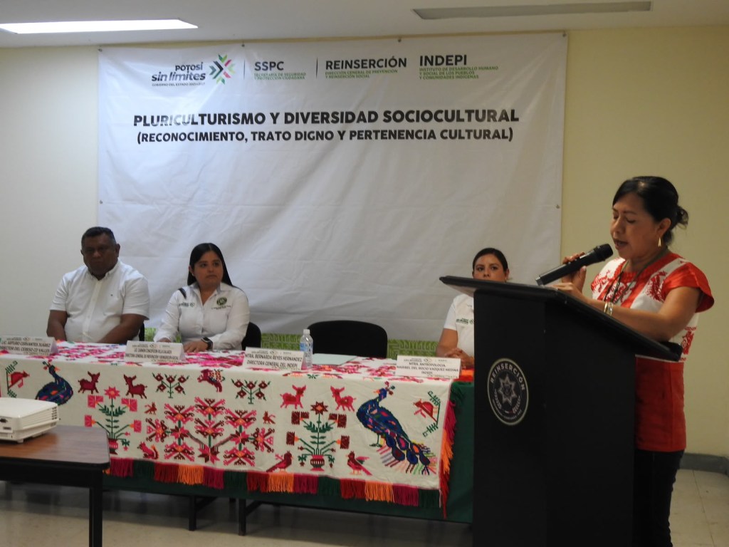 PERSONAL PENITENCIARIO CONCLUYE CAPACITACIÓN EN DERECHOS INDÍGENAS