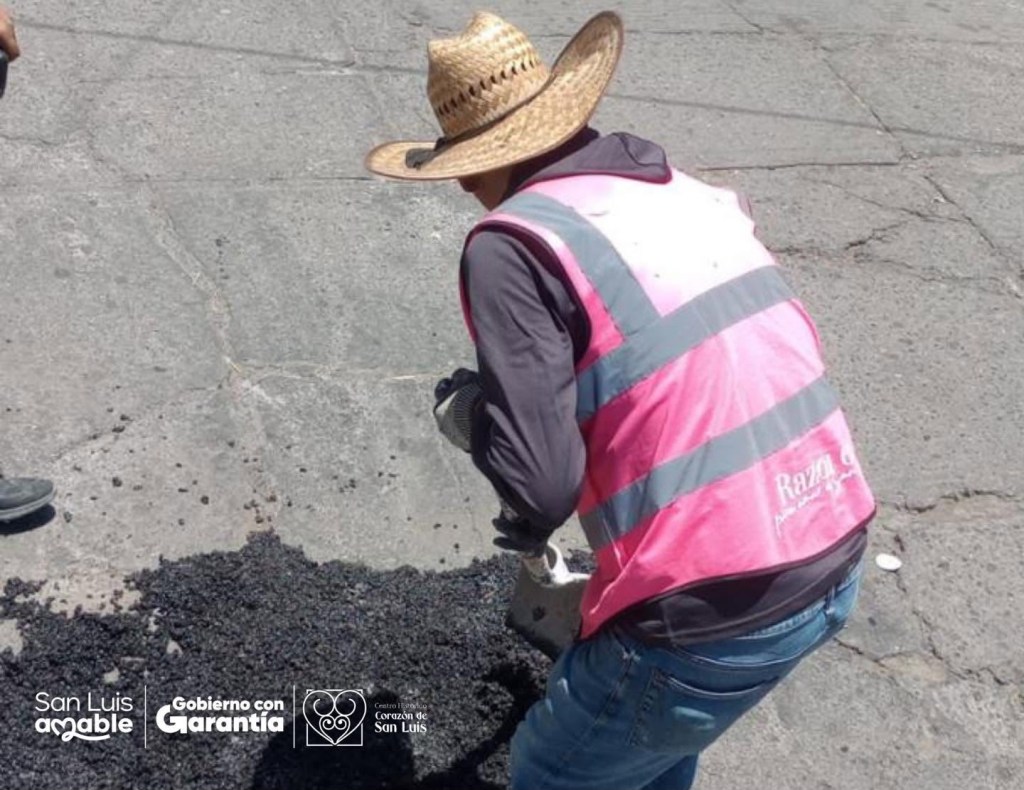 Gobierno de la Capital mejora la movilidad en el Centro Histórico con acciones de bacheo