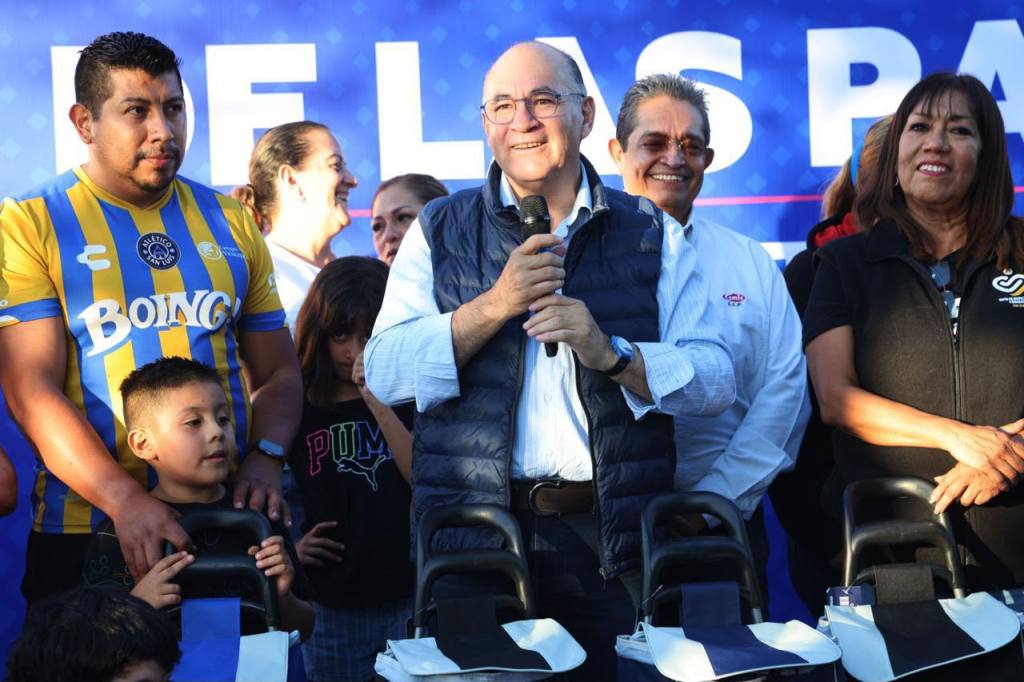Galindo arranca obra vial, que vecinos esperaron por 30 años