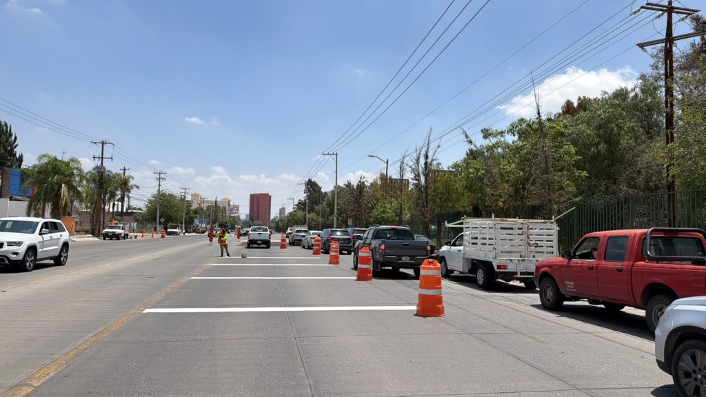 Gobierno de la Capital llama a respetar la nueva señalización en avenida Chapultepec para fortalecer la seguridad vial