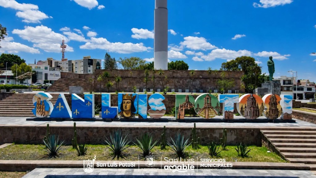 Letras monumentales del Gobierno de la Capital rinden homenaje a San Luis Rey de Francia, Santo Patrono de la ciudad