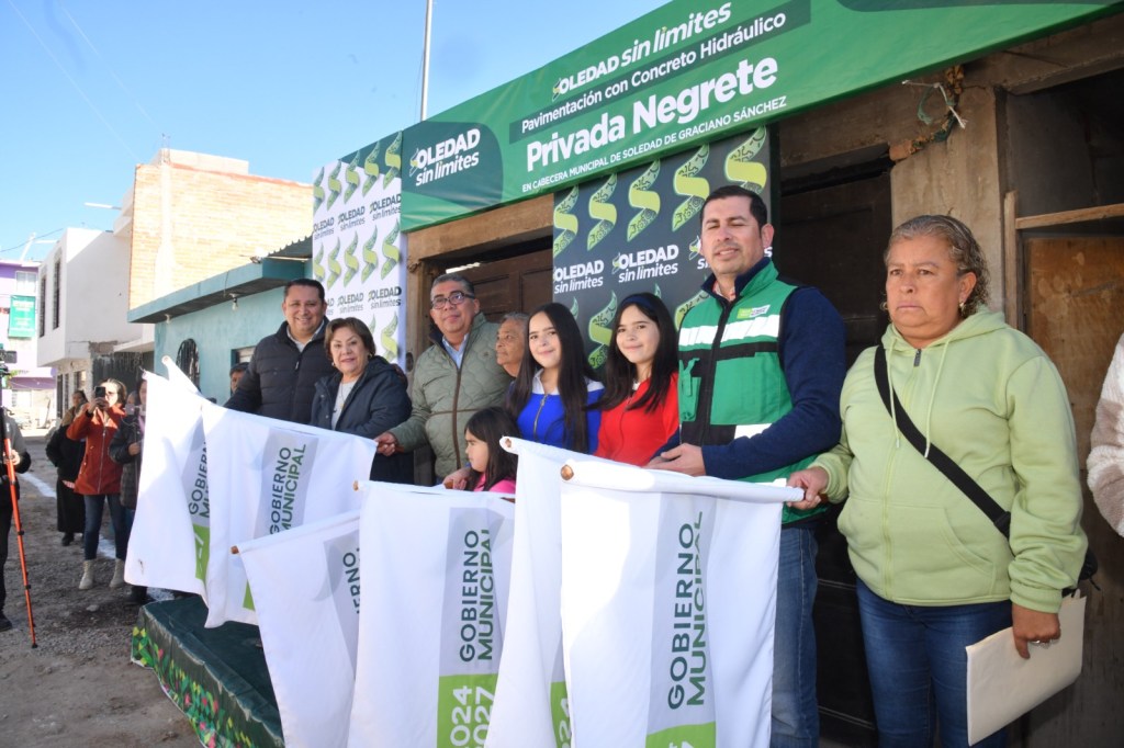 PRIVADA NEGRETE CAMBIA TOTALMENTE CON PAVIMENTACIÓN IMPULSADA POR EL GOBIERNO&nbsp;SOLEDENSE