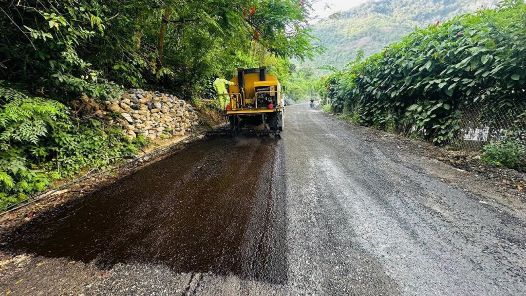 AVANZA NUEVO CAMINO QUE CONECTARÁ A 20 LOCALIDADES DE LA HUASTECA&nbsp;SUR