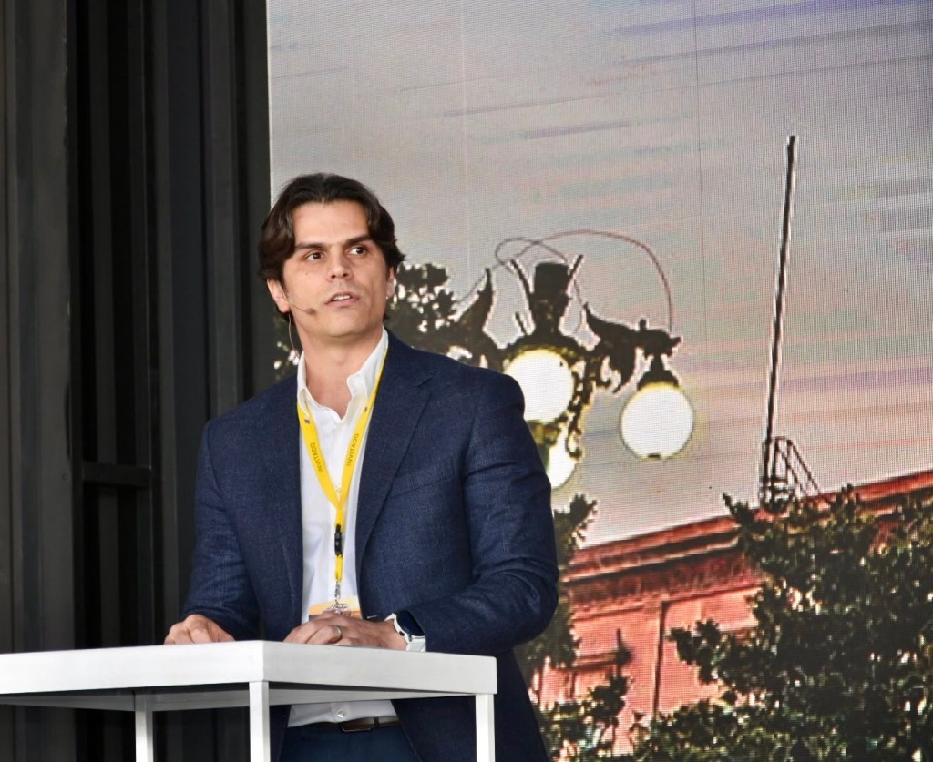 Impulsa Juan Carlos Valladares estrategia integral para atender saturación y bloqueos en la Carretera&nbsp;57