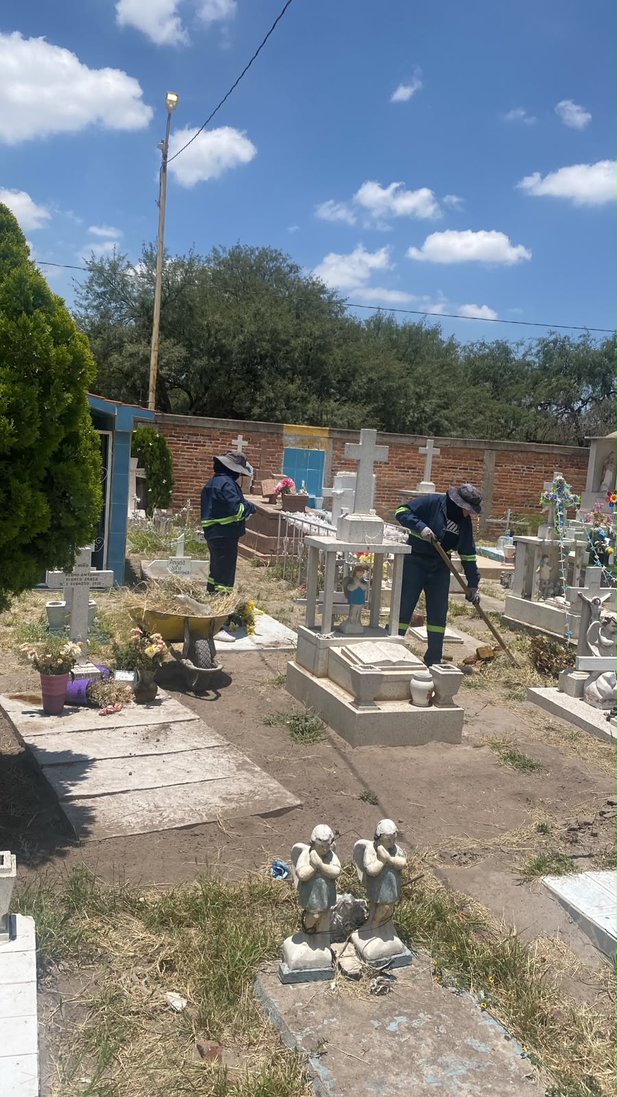 MEJORA VILLA DE POZOS IMAGEN Y SEGURIDAD EN SUS PANTEONES&nbsp;MUNICIPALES