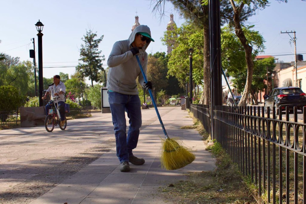 Gobierno de la Capital intensifica mantenimiento en la Calzada de Guadalupe y avenida Salvador&nbsp;Nava