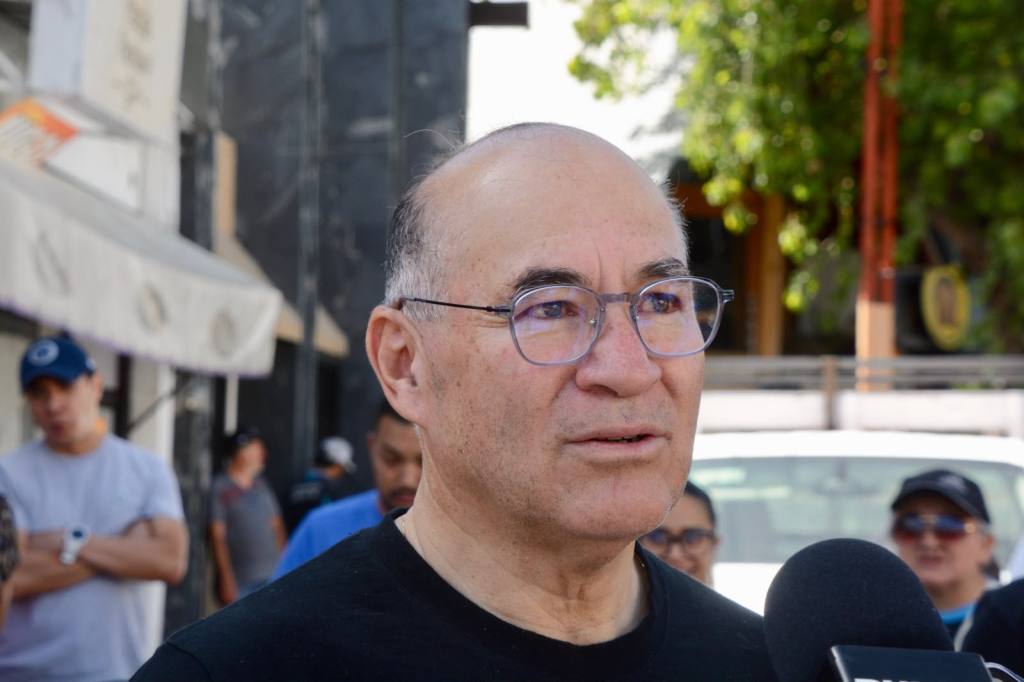 Enrique Galindo confía en liberar 19 obras municipales tras reunión con el Gobernador