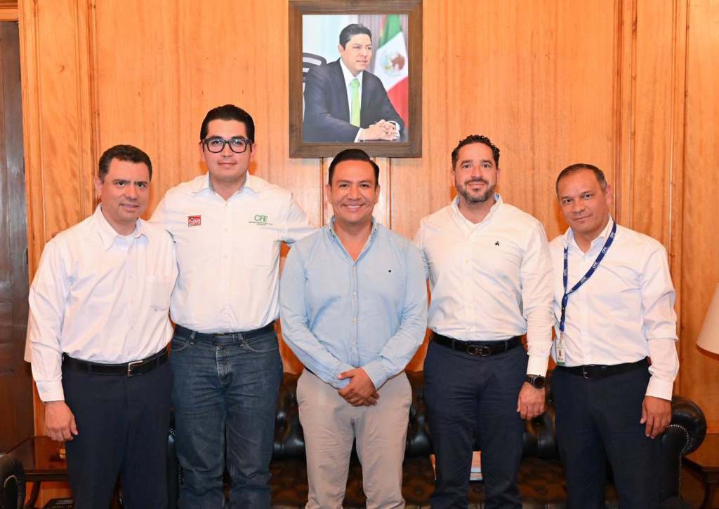 ESTADO Y FEDERACIÓN ACUERDAN PROYECTOS PARA MEJORAR SUMINISTRO ELÉCTRICO EN SLP