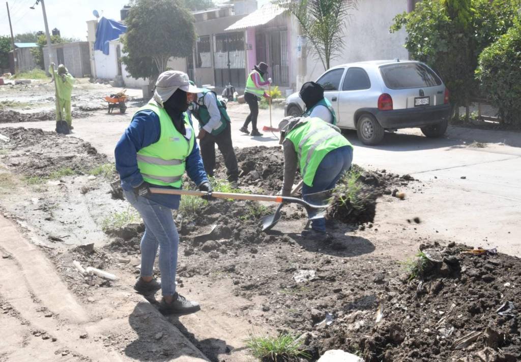 AYUNTAMIENTO ATIENDE AFECTACIONES POR LLUVIAS Y RECUPERA VIALIDAD EN COLONIA&nbsp;VIZCAYA