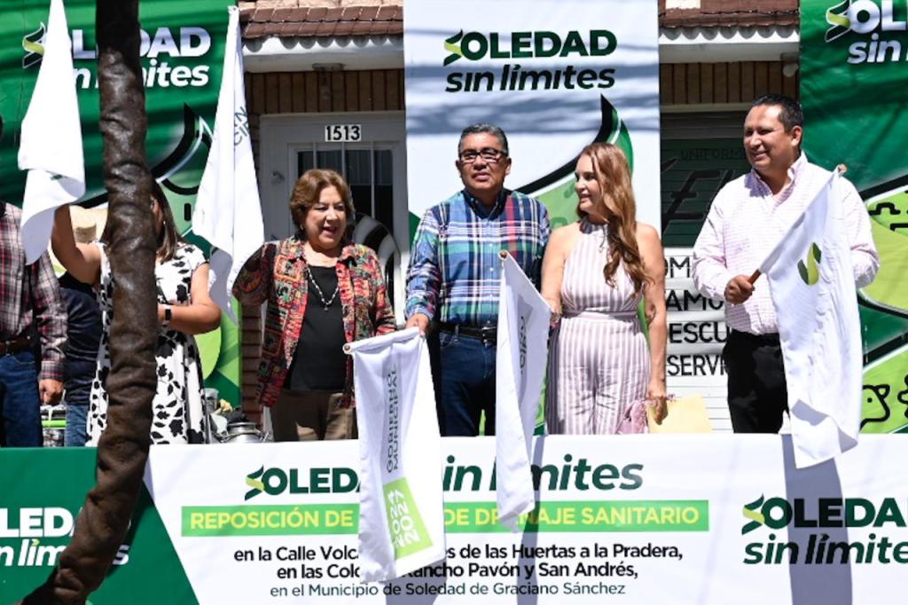 JUAN MANUEL NAVARRO EN SU CUMPLEAÑOS ARRANCA REHABILITACIÓN DE DRENAJE EN PAVÓN TRAS MESES DE DRENAJE&nbsp;COLAPSADO.