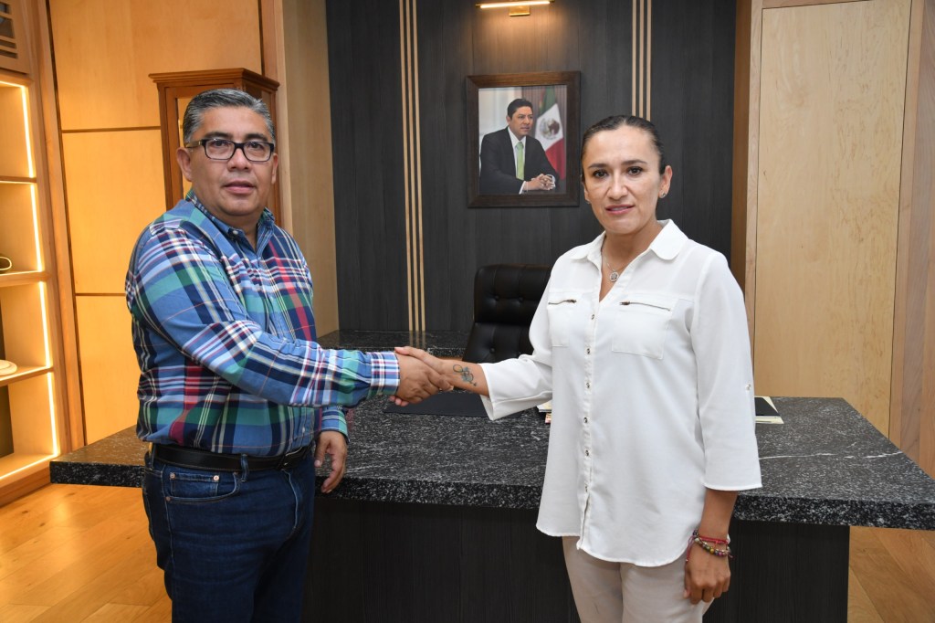 ALCALDE JUAN MANUEL NAVARRO NOMBRA A LETICIA VARGAS TINAJERO COMO TITULAR DE INFRAESTRUCTURA Y DESARROLLO&nbsp;SOCIAL
