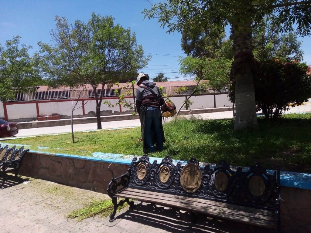 En La Pila, cuadrillas municipales redoblan rescate de espacios y la creación de áreas seguras