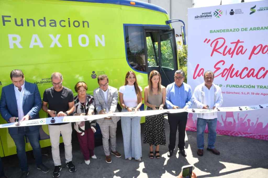 ALCALDE JUAN MANUEL NAVARRO RESPALDA Y REAFIRMA APOYO A LA EDUCACIÓN DE PERSONAS ADULTAS
