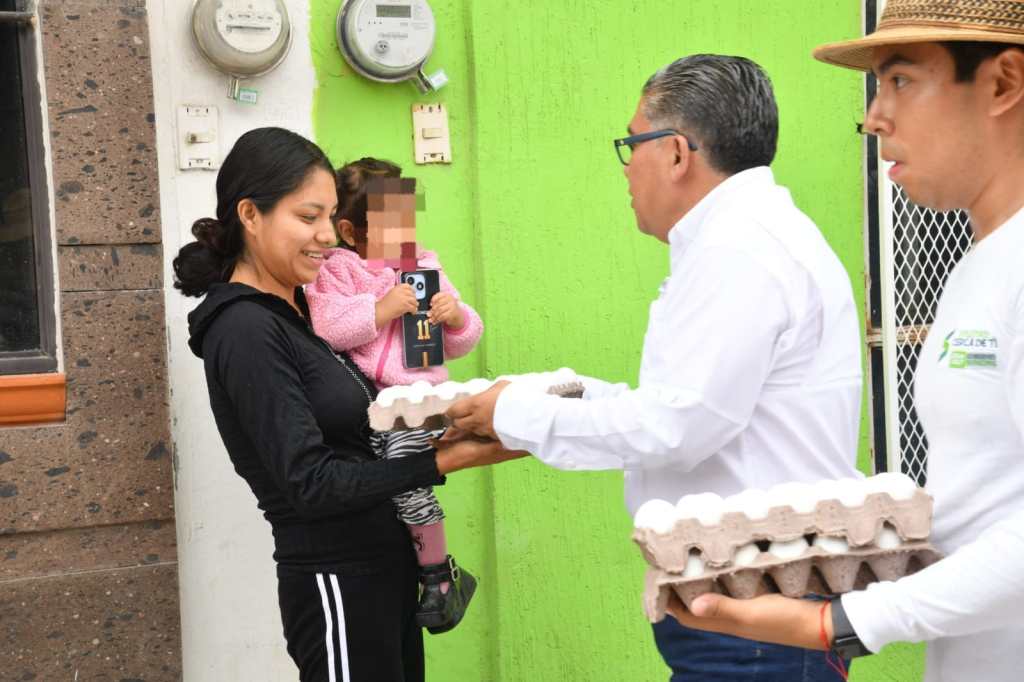 HUEVO CASA POR CASA BRINDA TRANQUILIDAD Y ALIMENTACIÓN SANA, RECONOCEN FAMILIAS SOLEDENSES