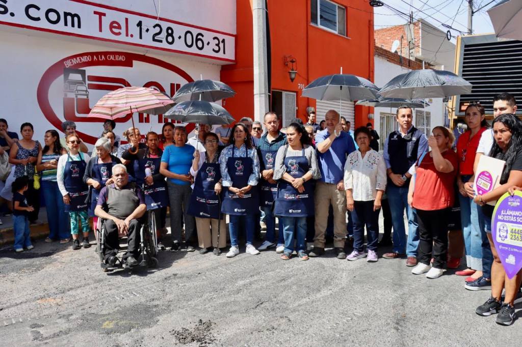 Gobierno de la Capital continúa abatiendo rezago histórico de calles del primer cuadro de la&nbsp;ciudad