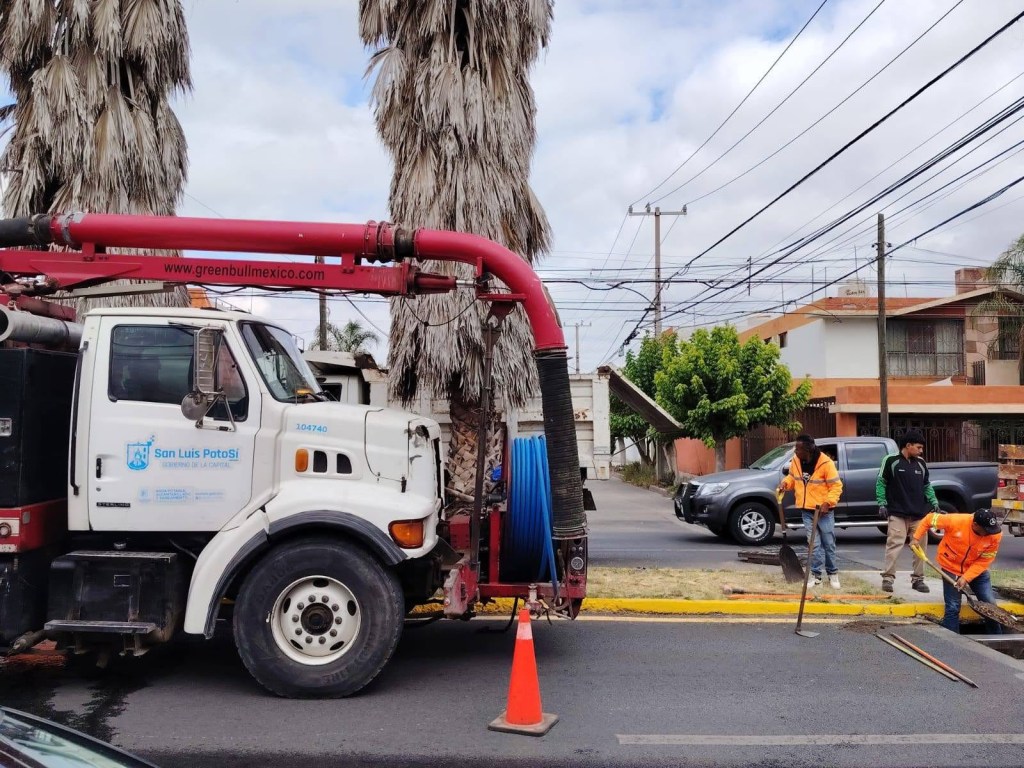 Coadyuva la Dirección de Agua de la Capital en acciones preventivas para evitar&nbsp;inundaciones