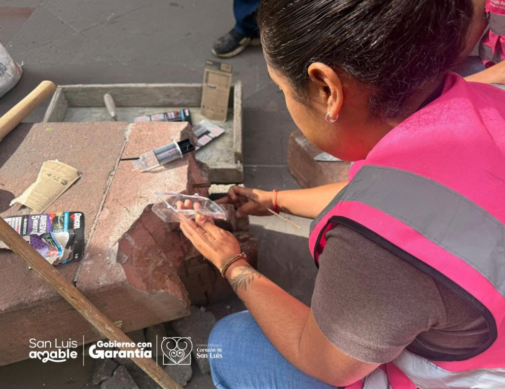 Gobierno de la Capital da mantenimiento al mobiliario urbano del Centro&nbsp;Histórico