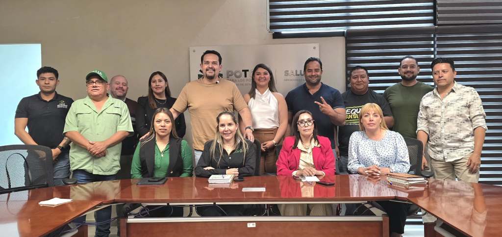 GOBIERNO DEL ESTADO ACERCA SOLUCIONES DIRECTAS A LOS MUNICIPIOS