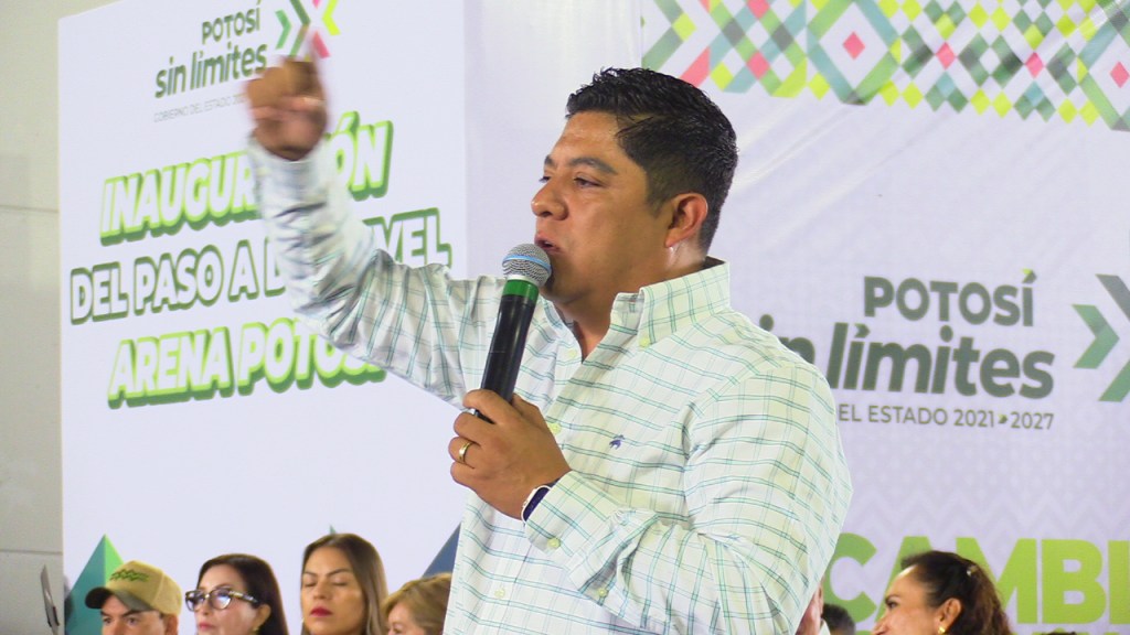 RESPALDA GALLARDO PROPUESTA DE CLAUDIA SHEINBAUM PARA REGULAR Y RESTRINGIR EL USO DE CELULARES EN LAS&nbsp;AULAS