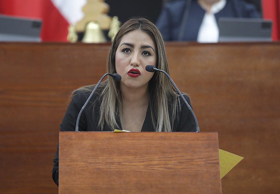 DIPUTADA ROXANA HERNÁNDEZ RAMÍREZ SOLICITA LICENCIA INDEFINIDA AL CONGRESO DEL ESTADO
