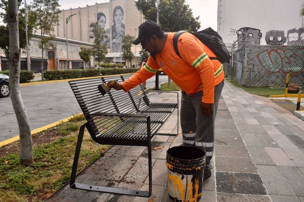 Gobierno de la Capital mejora imagen urbana en avenida Venustiano&nbsp;Carranza