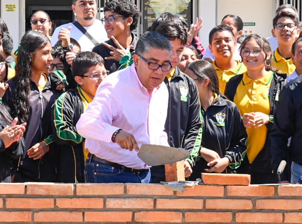 EN SOLEDAD, LA CONSTRUCCION DE MÁS INFRAESTRUCTURA EN ESCUELAS CONTINÚA SIN LÍMITES