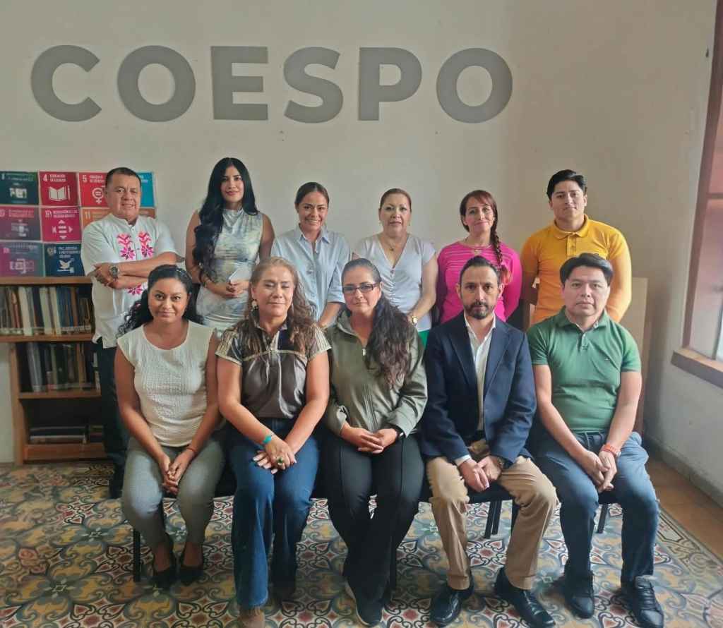 CONTRALORÍA CAPACITA A PERSONAL DE COESPO PARA MEJORAR EL SERVICIO PÚBLICO