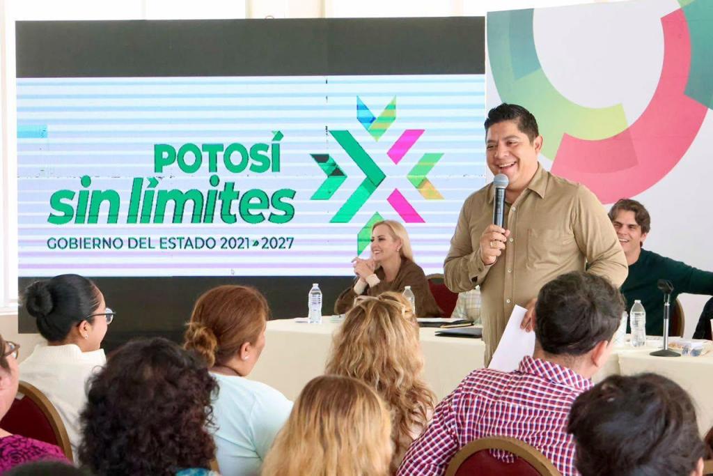 RICARDO GALLARDO AMPLÍA SEGURIDAD ALIMENTARIA A 46 MIL FAMILIAS MÁS EN LA CAPITAL