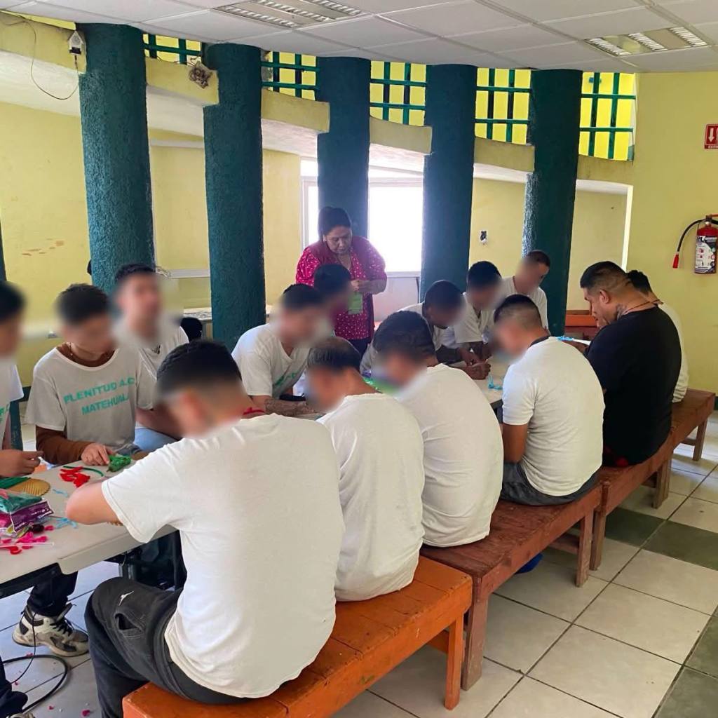 ICAT ACERCA CAPACITACIÓN LABORAL A CENTROS DE REHABILITACIÓN DEL ALTIPLANO