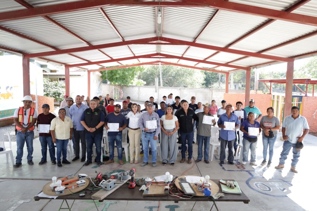 MÁS DE 14 MIL POTOSINOS RECIBEN CAPACITACIÓN PARA ACCEDER A MÁS OPORTUNIDADES&nbsp;LABORALES