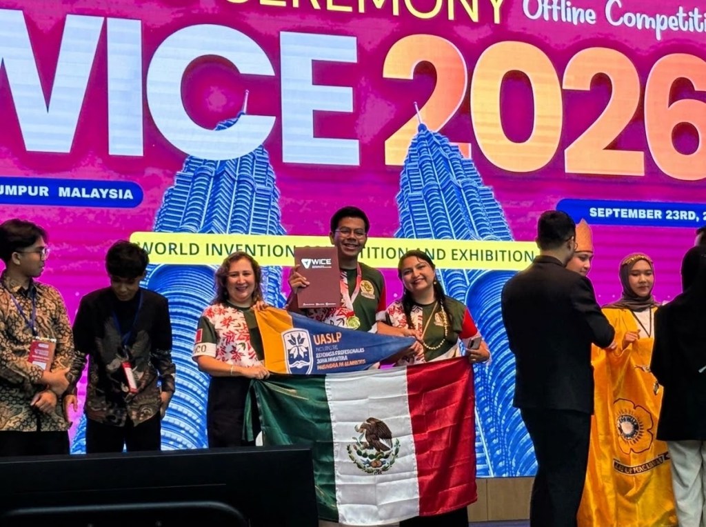 Egresado de la FEPZH UASLP obtiene medalla de oro para México en competencia internacional de innovación en Malasia