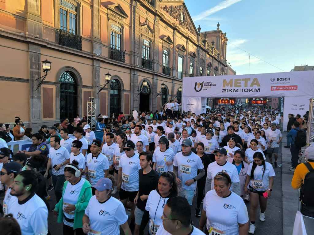 Un reto que se corre en comunidad: el Medio Maratón UASLP reúne a miles en las calles de San Luis Potosí
