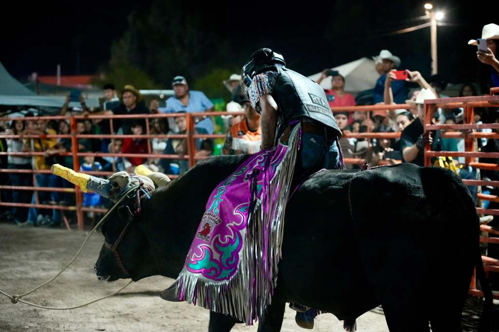 JINETES Y TOROS LE PONEN EMOCIÓN A LA FEREPO&nbsp;2026