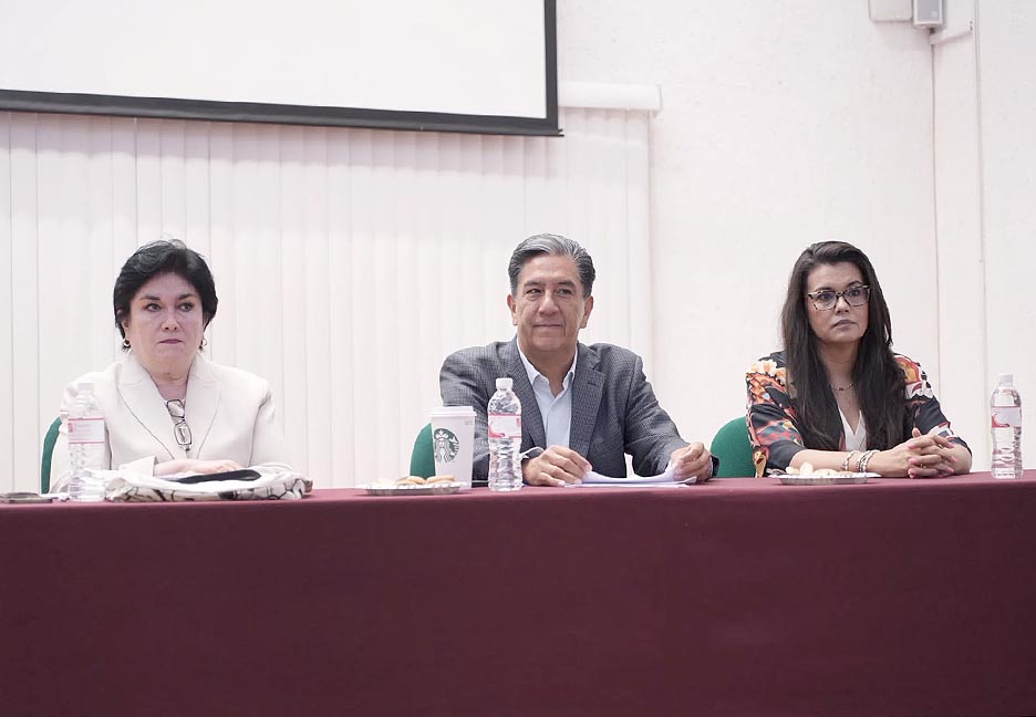 SE LLEVÓ A CABO EL FORO CIUDADANO “HABLEMOS DE TRANSPARENCIA Y SUS RETOS” CON LA PARTICIPACIÓN DEL DIP. MARCO ANTONIO GAMA BASARTE COMO PONENTE
