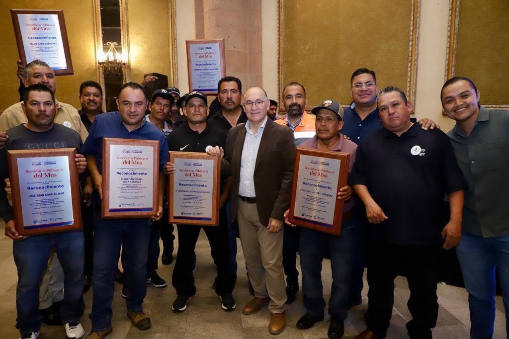 El Gobierno de Enrique Galindo reconoce y mejora las condiciones laborales del Ayuntamiento