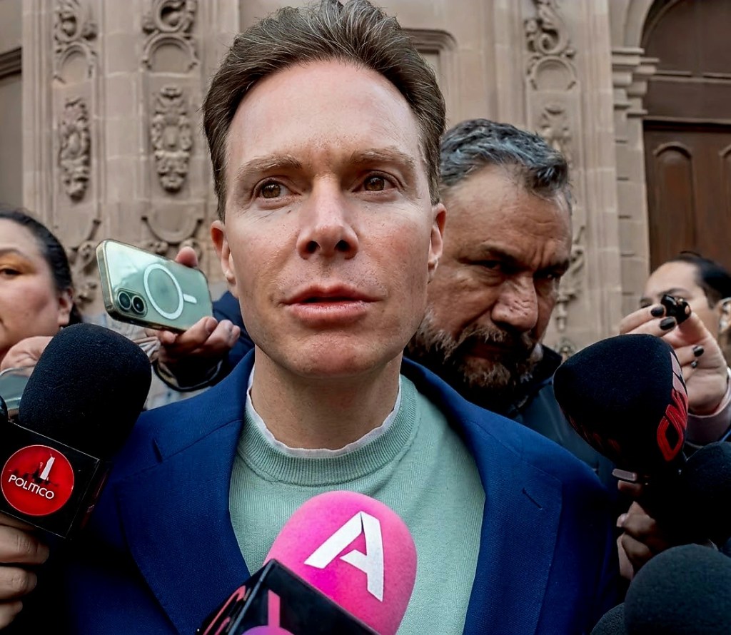 MANUEL VELASCO SOSTIENE QUE RUTH GONZÁLEZ ES LA CARTA FUERTE PARA LA GOBERNATURA DE SAN LUIS POTOSÍ.