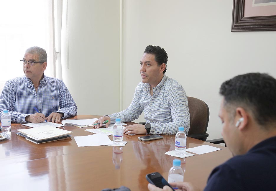 SE APRUEBA EXHORTO A SEDUVOP Y AYUNTAMIENTOS PARA REALIZAR ACCIONES DE REVISIÓN E INSPECCIÓN EN MATERIA DE SEGURIDAD E INFRAESTRUCTURA VIAL: DIP. CÉSAR&nbsp;LARA.