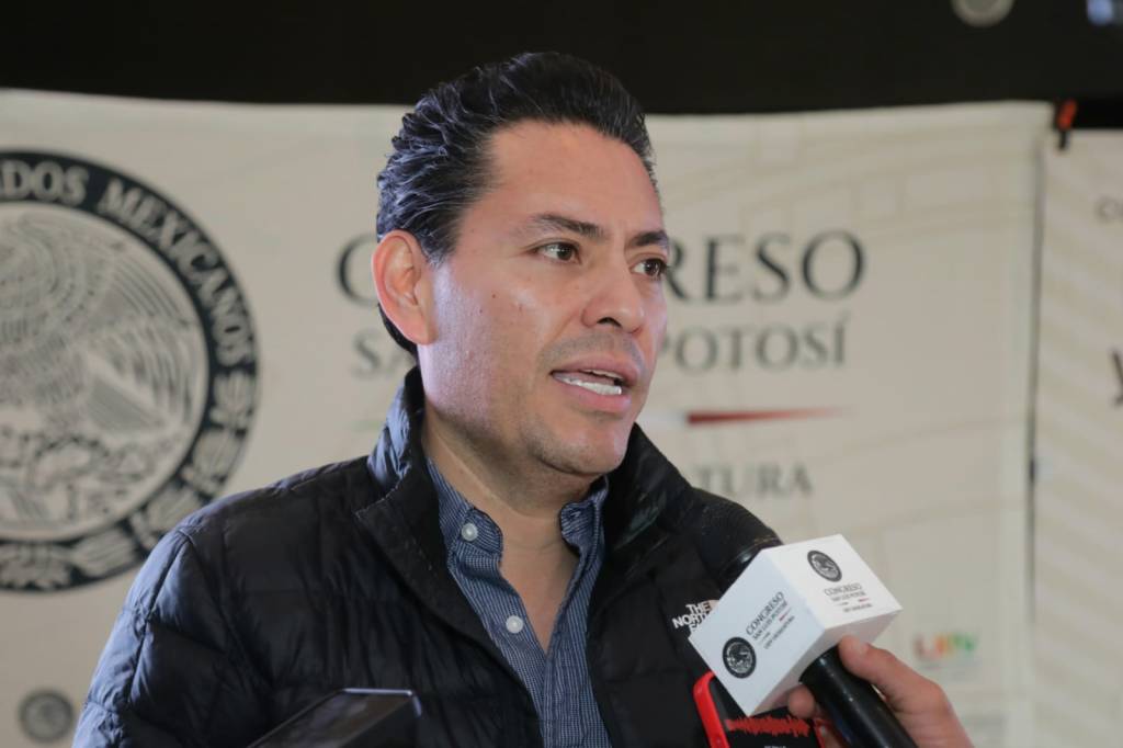 MANIFESTACIONES DEL AUTOTRANSPORTE SON JUSTIFICADAS E IMPACTAN EN SUMINISTROS DE MATERIA PRIMA: DIP. CÉSAR LARA&nbsp;ROCHA